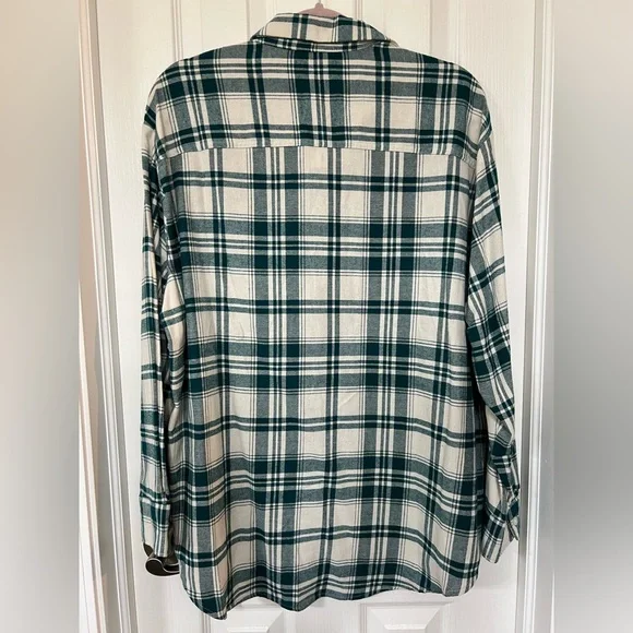 NWT Old Navy 100% Cotton The Boyfriend Shirt Flannel Plaid Button Down Size L - Picture 4 of 7